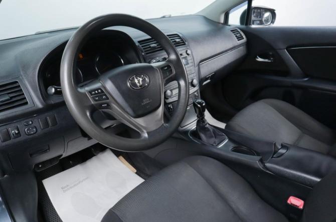 Toyota Avensis III с пробегом 2009 года, цена 849 000 рублей, 314000 км, седан, Автокод Объявления