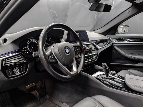 BMW 5 серии VII (G30/G31/G38) с пробегом 2019 года, цена 3 700 000 рублей, 89425 км, седан, Автокод Объявления