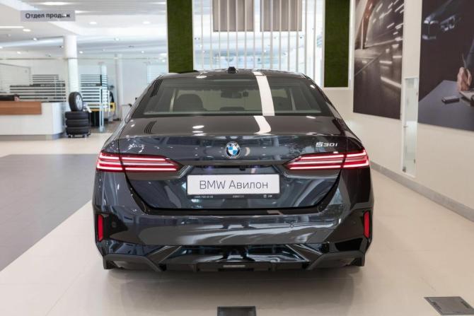 Новый BMW 5 серии VIII (G60/G61/G68) 2025 года, цена 12 629 900 рублей, седан, Автокод Объявления