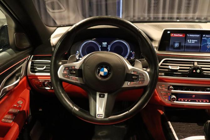 BMW 7 серии VI (G11/G12) с пробегом 2018 года, цена 5 180 000 рублей, 87857 км, седан, Автокод Объявления
