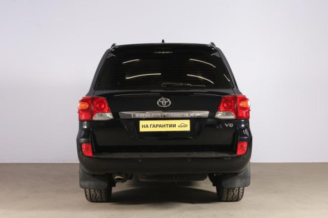 Toyota Land Cruiser 200 Series Рестайлинг 1 с пробегом 2013 года, цена 4 199 000 рублей, 229189 км, внедорожник, Автокод Объявления