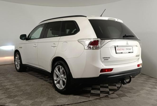 Mitsubishi Outlander III с пробегом 2013 года, цена 1 460 000 рублей, 147474 км, внедорожник, Автокод Объявления