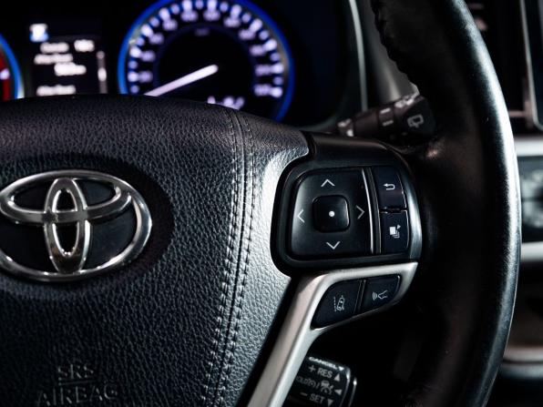 Toyota Highlander III (XU50) Рестайлинг с пробегом 2020 года, цена 4 000 000 рублей, 102000 км, внедорожник, Автокод Объявления