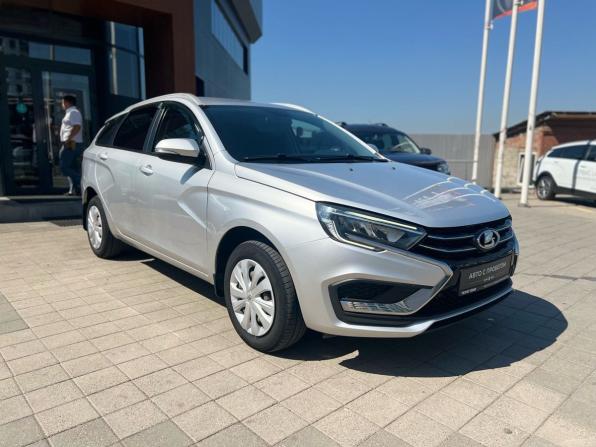 Lada (ВАЗ) Vesta I Рестайлинг (NG) с пробегом 2024 года, цена 1 300 000 рублей, 60930 км, универсал, Автокод Объявления