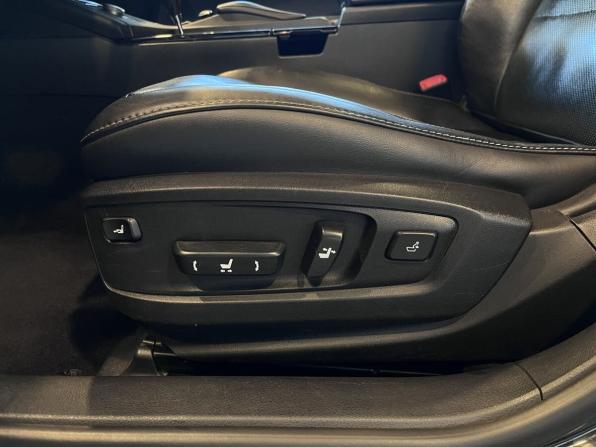 Lexus ES VI с пробегом 2014 года, цена 2 250 000 рублей, 192837 км, седан, Автокод Объявления