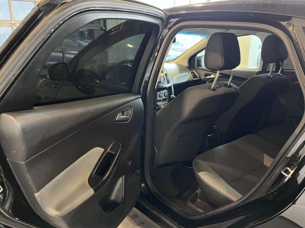 Ford Focus III с пробегом 2011 года, цена 583 000 рублей, 226695 км, хэтчбек, Автокод Объявления