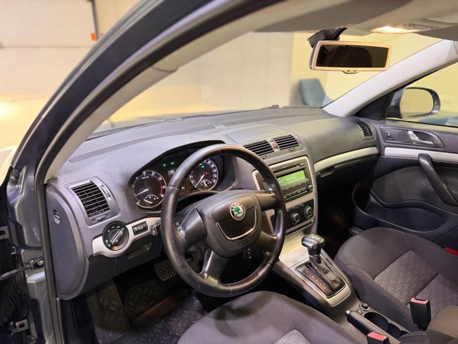 Skoda Octavia II (A5) Рестайлинг Новосибирск  - изображение 12