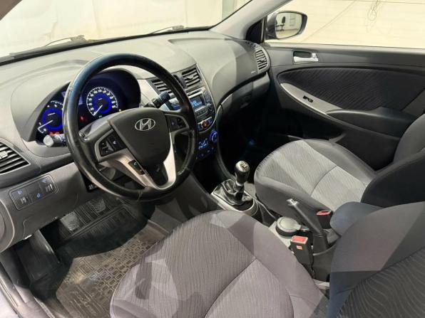 Hyundai Solaris I Рестайлинг с пробегом 2014 года, цена 925 000 рублей, 144000 км, седан, Автокод Объявления