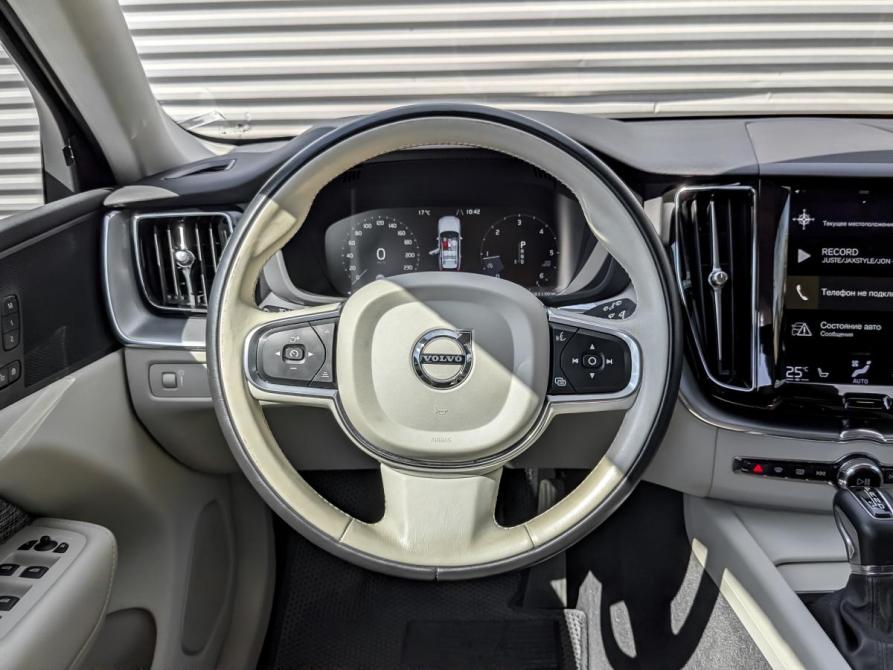 Volvo XC60 II Москва  - изображение 22