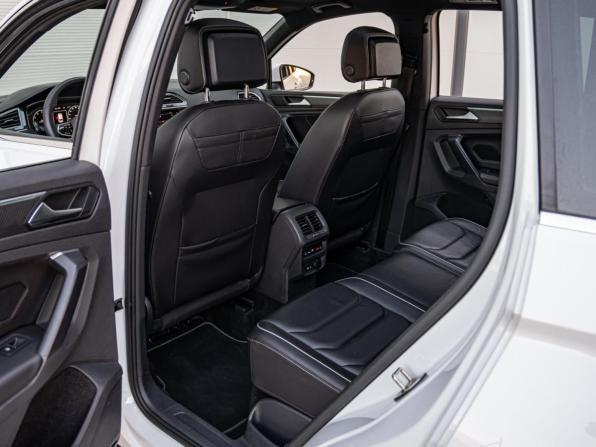 Volkswagen Tiguan II Рестайлинг с пробегом 2021 года, цена 3 625 000 рублей, 139308 км, внедорожник, Автокод Объявления