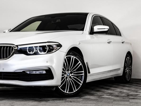 BMW 5 серии VII (G30/G31/G38) с пробегом 2018 года, цена 2 099 000 рублей, 257200 км, седан, Автокод Объявления