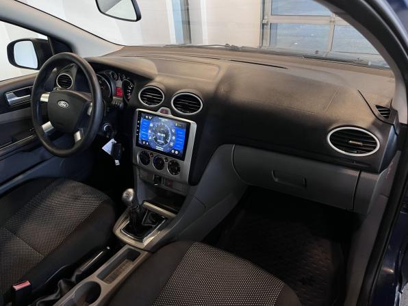 Ford Focus II Рестайлинг с пробегом 2011 года, цена 595 000 рублей, 134343 км, седан, Автокод Объявления