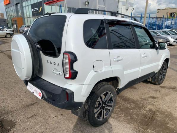 Lada (ВАЗ) Niva Travel I с пробегом 2024 года, цена 1 306 980 рублей, 16640 км, внедорожник, Автокод Объявления