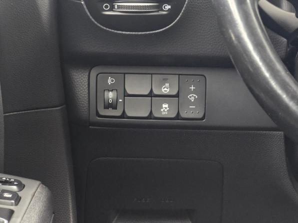 Kia Soul II Рестайлинг с пробегом 2017 года, цена 1 599 000 рублей, 108000 км, хэтчбек, Автокод Объявления