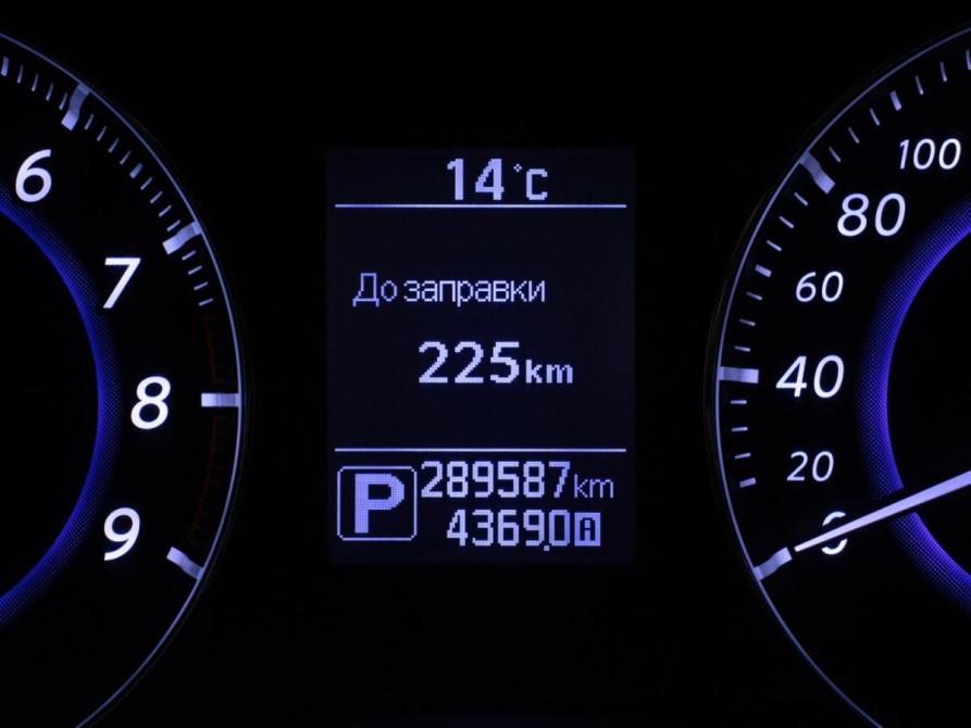 Infiniti QX70 Москва  - изображение 12
