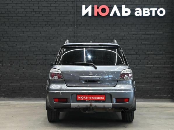 Mitsubishi Outlander II с пробегом 2008 года, цена 830 000 рублей, 217793 км, внедорожник, Автокод Объявления