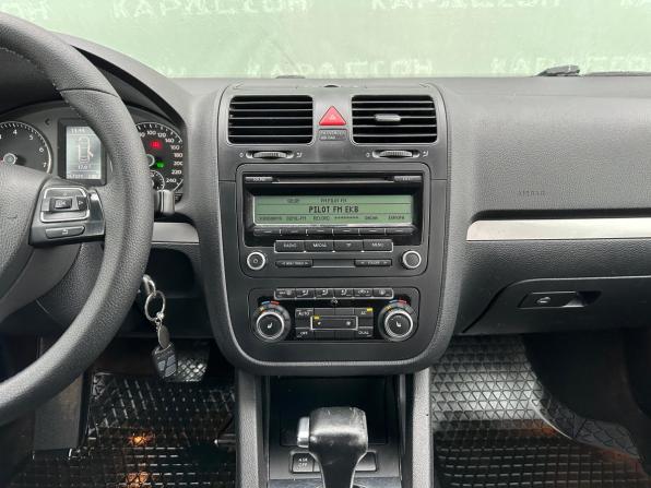 Volkswagen Jetta V с пробегом 2010 года, цена 620 000 рублей, 267321 км, седан, Автокод Объявления