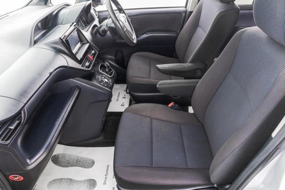 Toyota Noah III (R80) Барнаул  - изображение 19
