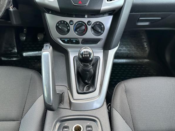 Ford Focus III с пробегом 2013 года, цена 650 000 рублей, 158632 км, седан, Автокод Объявления