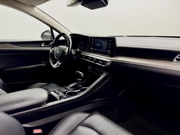 Kia K5 III с пробегом 2021 года, цена 2 650 000 рублей, 95270 км, седан, Автокод Объявления