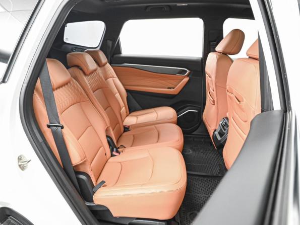 Geely Okavango I Рестайлинг с пробегом 2024 года, цена 2 719 000 рублей, 14029 км, внедорожник, Автокод Объявления
