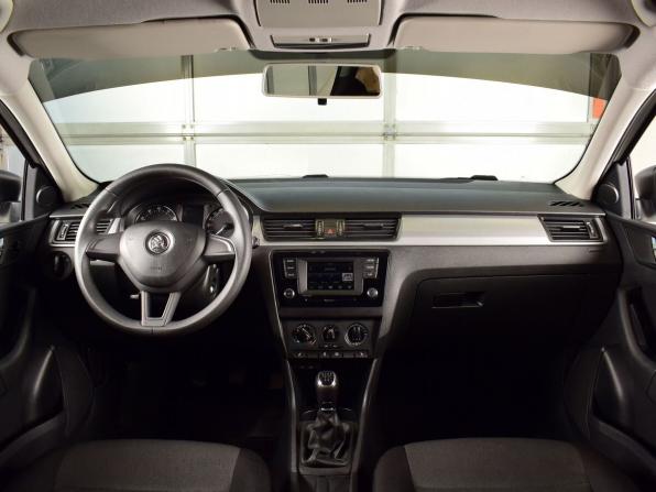 Skoda Rapid I с пробегом 2016 года, цена 1 199 995 рублей, 70695 км, лифтбек, Автокод Объявления