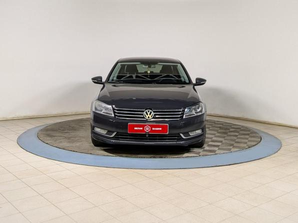 Volkswagen Passat B7 с пробегом 2011 года, цена 899 900 рублей, 301000 км, седан, Автокод Объявления