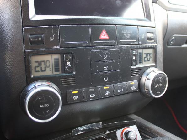Volkswagen Touareg I с пробегом 2004 года, цена 779 000 рублей, 351091 км, внедорожник, Автокод Объявления