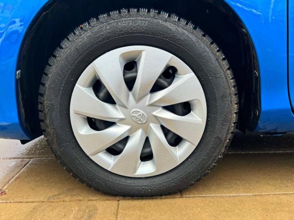 Toyota Vitz III (XP130) Рестайлинг 2 с пробегом 2018 года, цена 876 200 рублей, 99110 км, хэтчбек, Автокод Объявления