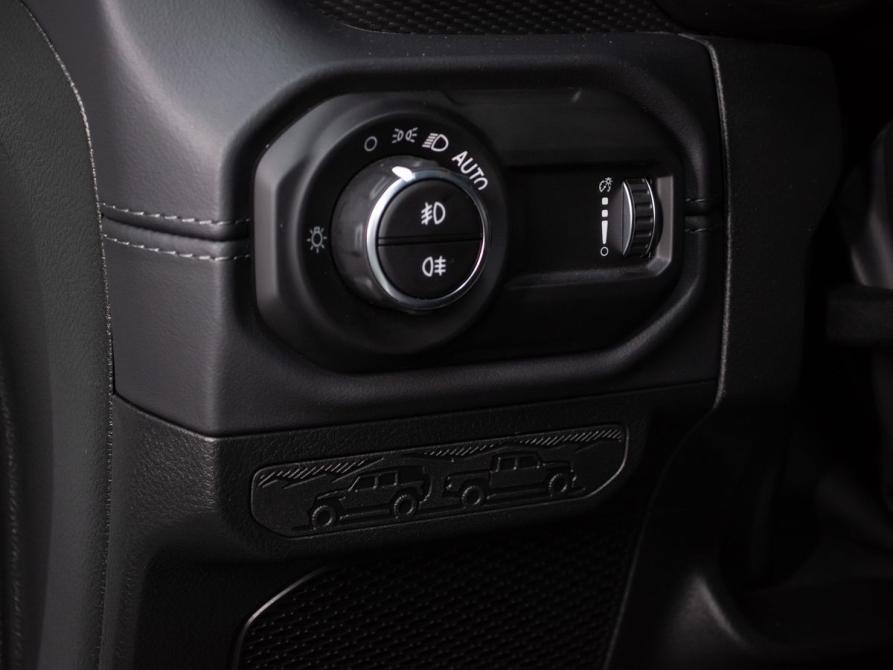 Jeep Wrangler IV (JL) Рестайлинг Новосибирск  - изображение 11