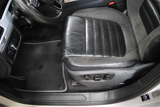 Volkswagen Touareg II с пробегом 2011 года, цена 1 585 850 рублей, 334895 км, внедорожник, Автокод Объявления
