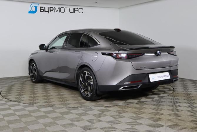 Changan Lamore с пробегом 2024 года, цена 2 179 990 рублей, 4598 км, седан, Автокод Объявления