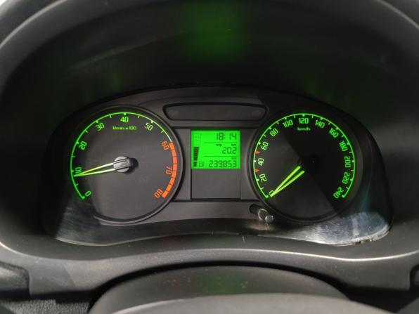 Skoda Fabia II с пробегом 2009 года, цена 390 000 рублей, 239855 км, хэтчбек, Автокод Объявления