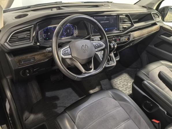 Volkswagen Multivan T6 Рестайлинг с пробегом 2021 года, цена 5 999 000 рублей, 90109 км, минивэн, Автокод Объявления