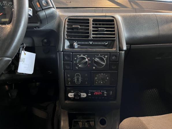 Lada (ВАЗ) 2112 с пробегом 2004 года, цена 105 000 рублей, 303080 км, хэтчбек, Автокод Объявления