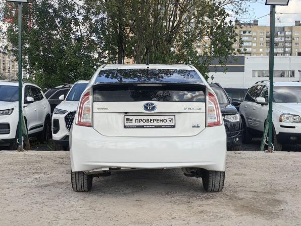 Toyota Prius III Рестайлинг (XW30) с пробегом 2012 года, цена 999 000 рублей, 160000 км, лифтбек, Автокод Объявления
