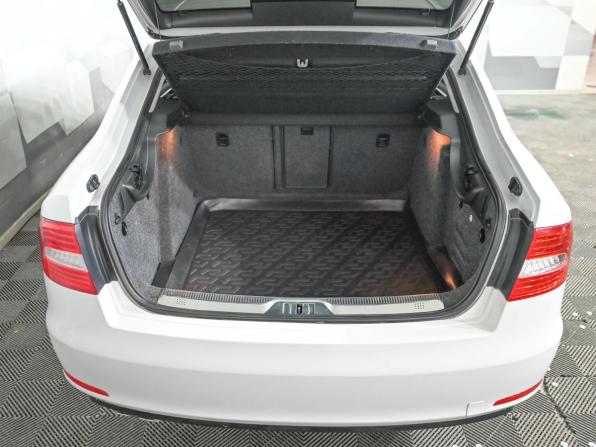 Skoda Superb II Рестайлинг с пробегом 2014 года, цена 1 250 000 рублей, 244008 км, лифтбек, Автокод Объявления