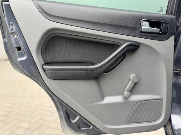 Ford Focus II Рестайлинг с пробегом 2011 года, цена 715 000 рублей, 205000 км, седан, Автокод Объявления