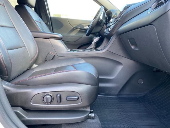 Chevrolet Equinox III Рестайлинг с пробегом 2022 года, цена 2 690 000 рублей, 98845 км, внедорожник, Автокод Объявления