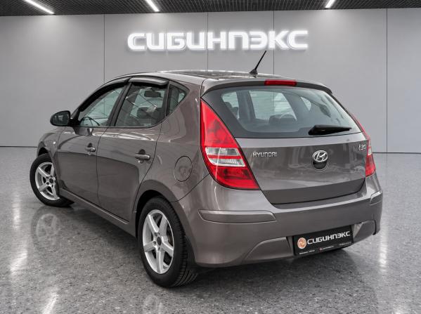Hyundai i30 I Рестайлинг с пробегом 2011 года, цена 799 000 рублей, 207895 км, хэтчбек, Автокод Объявления