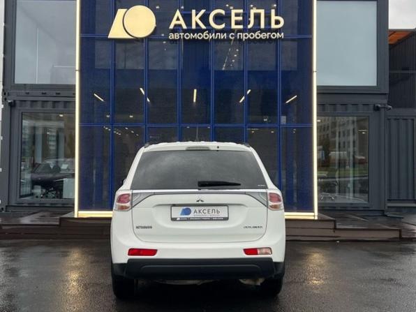 Mitsubishi Outlander III с пробегом 2012 года, цена 1 599 000 рублей, 51500 км, внедорожник, Автокод Объявления