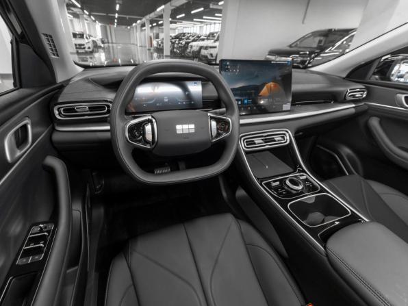 Geely Galaxy Starshine 6 с пробегом 2025 года, цена 2 700 000 рублей, 48 км, седан, Автокод Объявления