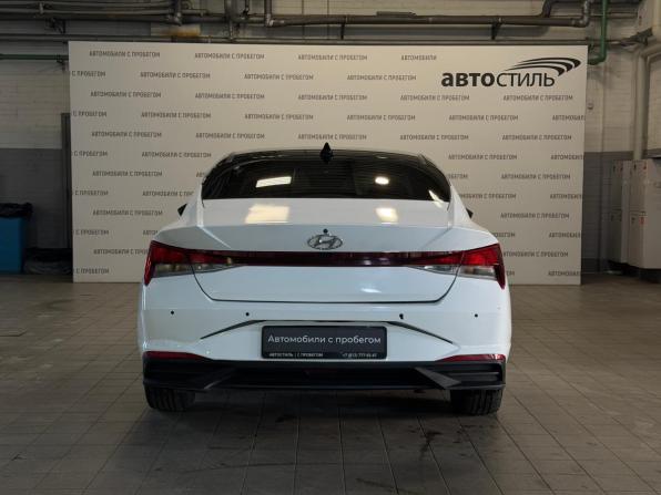Hyundai Elantra VII (CN7) с пробегом 2022 года, цена 1 399 000 рублей, 205000 км, седан, Автокод Объявления