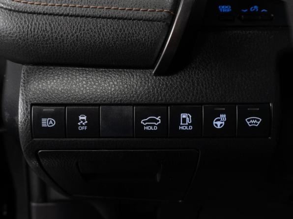 Toyota Camry VIII (XV70) с пробегом 2019 года, цена 2 599 000 рублей, 84484 км, седан, Автокод Объявления