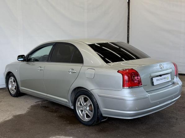 Toyota Avensis II с пробегом 2004 года, цена 500 000 рублей, 240000 км, седан, Автокод Объявления