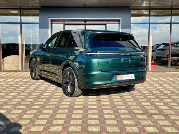 Li Auto (Lixiang) L7 I с пробегом 2023 года, цена 7 250 000 рублей, 2400 км, внедорожник, Автокод Объявления