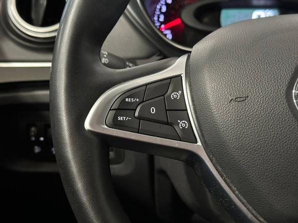 Renault Kaptur I Рестайлинг с пробегом 2021 года, цена 1 815 000 рублей, 41405 км, внедорожник, Автокод Объявления