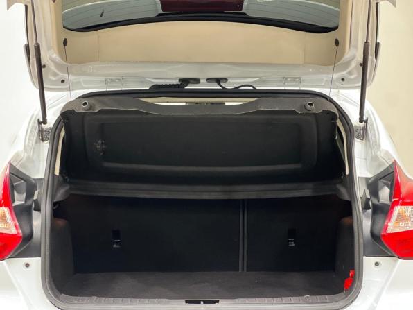 Ford Focus III с пробегом 2012 года, цена 899 000 рублей, 155473 км, хэтчбек, Автокод Объявления
