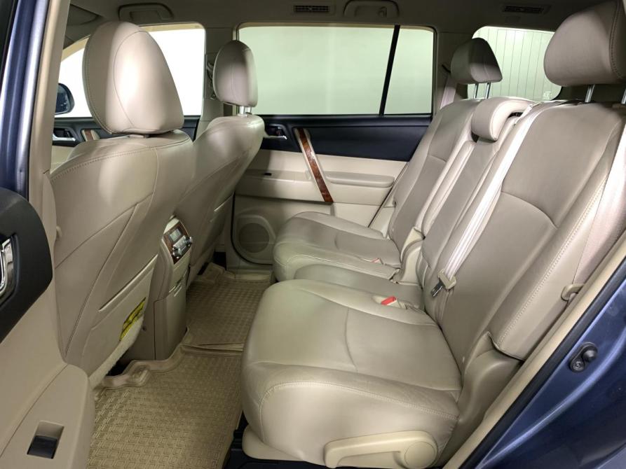 Toyota Highlander II (XU40) Рестайлинг Москва  - изображение 18