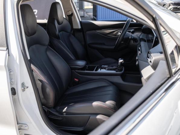 BAIC U5 Plus с пробегом 2023 года, цена 1 049 000 рублей, 150471 км, седан, Автокод Объявления